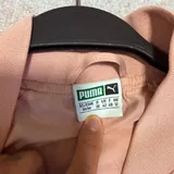Пальто Calvin Klein, пальто Zara, меховушка Levi’s, жилетка, курточка Puma 10