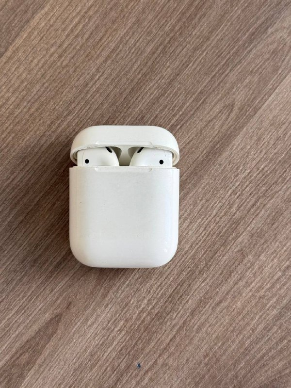 Apple AirPods Pro 2, iPhone 14 Pro Max, AirPods, DeLonghi Coffee Maker, RoboRock Q5 Pro Plus 4