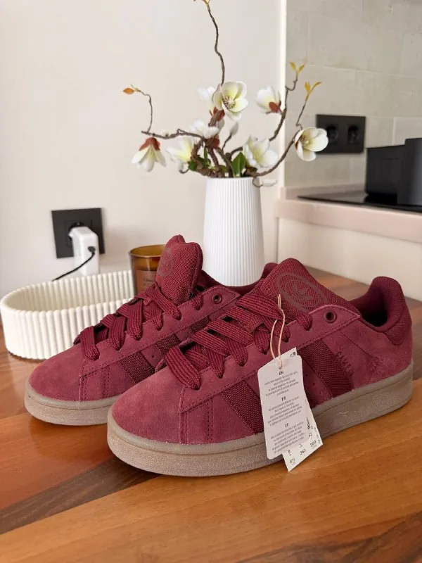 Новые Adidas Campus бордовые 1