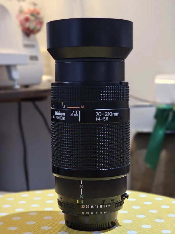 Объектив Nikon 50 mm 1.4, фильтр, бленда 6
