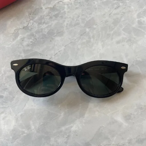 Очки Ray-Ban с чехлом