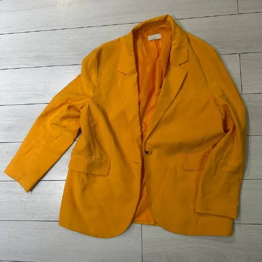 Женские пиджаки Sela и H&M