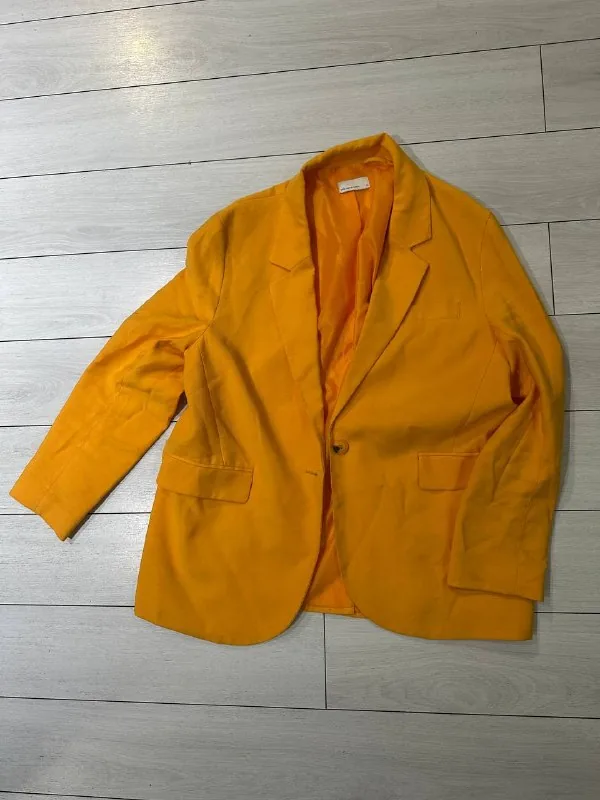 Женские пиджаки Sela и H&M 1