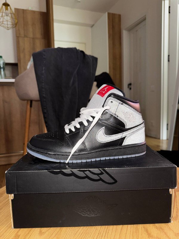 Nike Air Jordan 1 Mid SE кроссовки 3