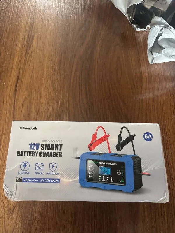 12V SMART BATTERY CHARGER 1