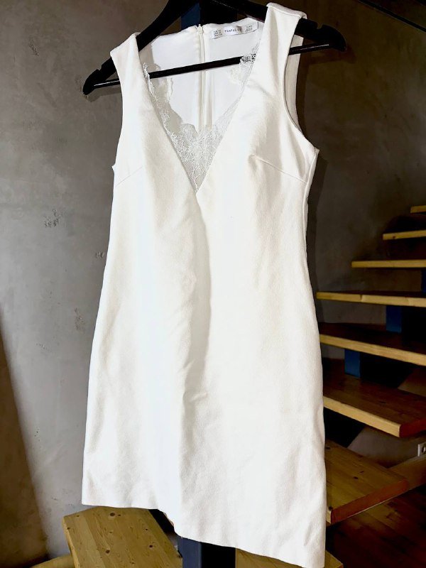 Белое платье Zara размер S/M