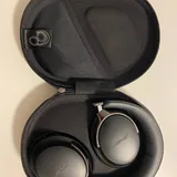 Bose QuietComfort Ultra Headphones, Audeze Maxwell 2