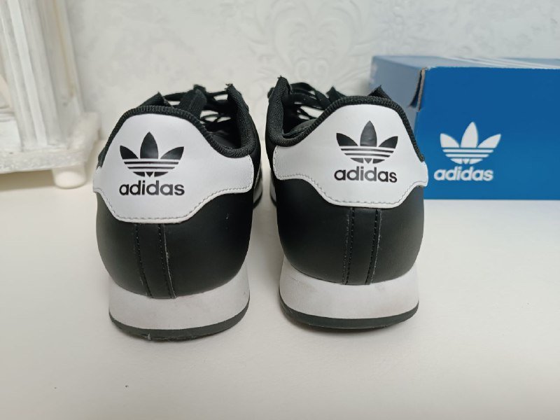 Унисекс кроссовки Adidas 37.5-38 размер 5