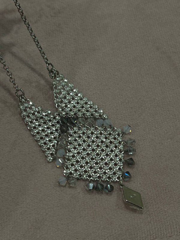 Ожерелье Swarovski 4