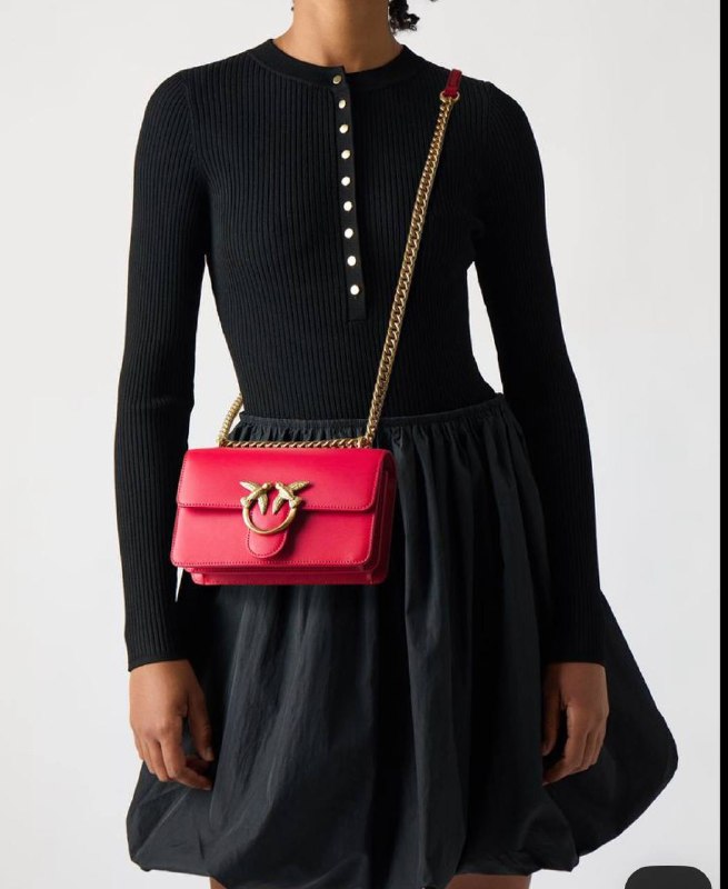 Сумка из натуральной кожи красная с цепочкой 2