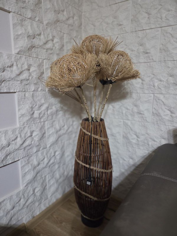 Настольный декоративный светильник с абажуром 5