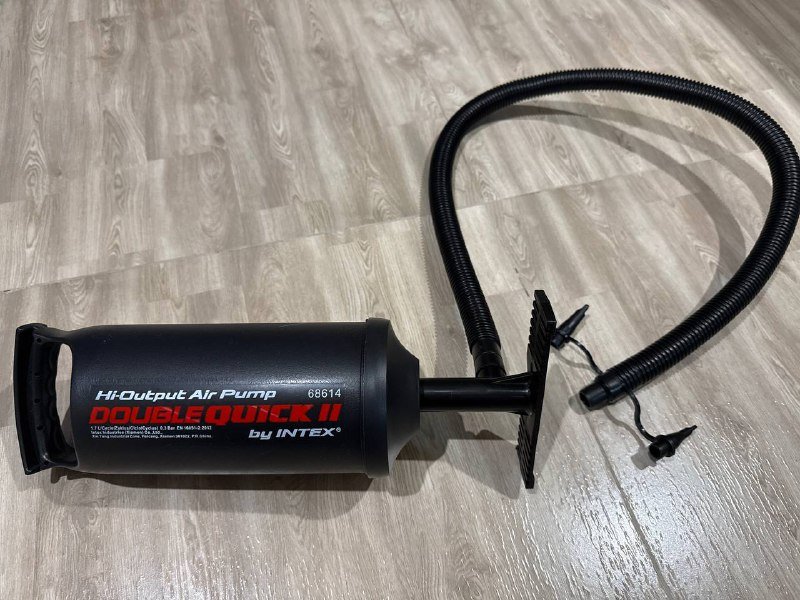 Надувной матрас Intex двуспальный с насосом 2