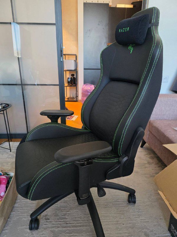 Игровое кресло Razer Iskur 2