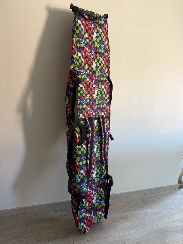 Сноуборд, куртка, ботинки, штаны, чехол, шлем 4