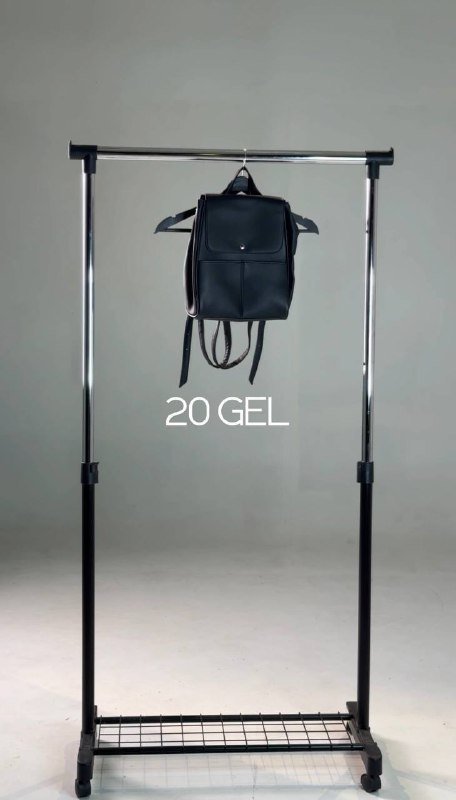 брюки Zara, пальто Defacto, брюки Shein, рюкзак Waikiki, сапоги лаковые Bershka, браслет Mi Band, мусс Ollin, войлочные корзины 9