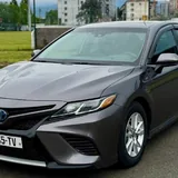 Toyota Camry 70 Hybrid 8