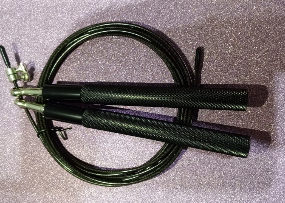 Jump rope with adjustable length