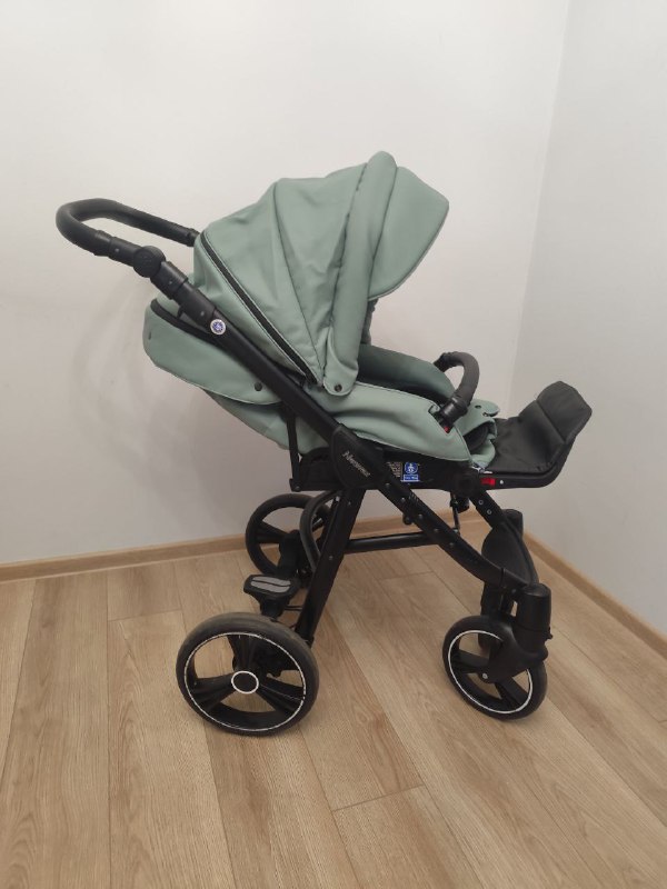 Коляска Adamex Neonex Oasis 2x1 с автолюлькой и аксессуарами 2
