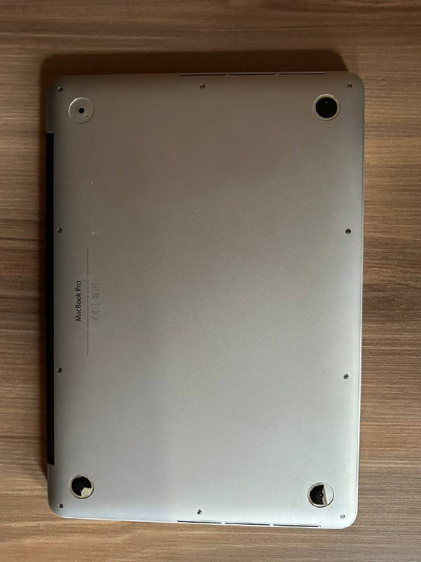 Клавиатура Logitech K380, маршрутизатор TP-Link, Realme C21-Y, Vaporesso Luxe X Pro, MacBook Pro 13” 9