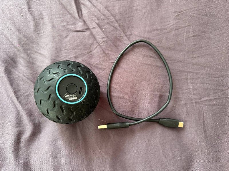 Весы напольные, палатка Freetime Isis 2 DLX, коврик Mammut Ultralight, массажер Theragun WaveSolo, пульсомер Garmin HRM-3