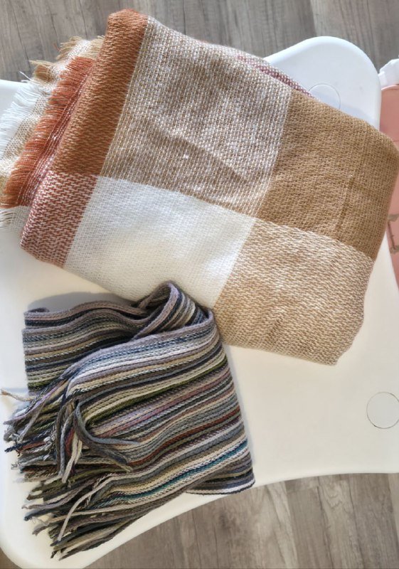 Ботинки, куртки, платья, худи, пакет одежды, платок, костюм Единорог 3