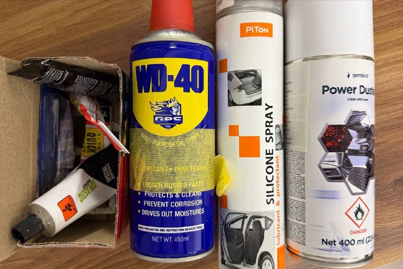WD 40, силиконовая смазка, сжатый воздух, клей