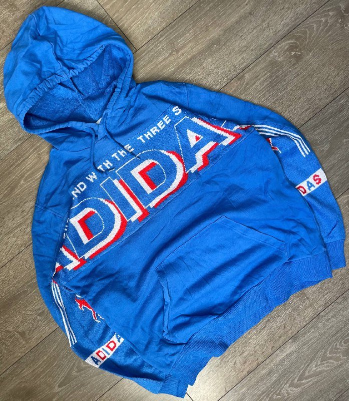Adidas sweater 3