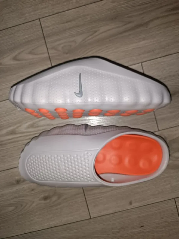 Тапочки Nike Mind 001