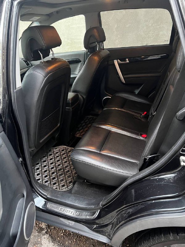 Chevrolet Captiva 2012 LTZ 2.4 бензин автомат AWD 4