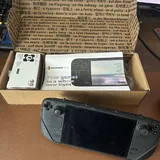 Steam Deck OLED 512GB с комплектом dbrand и док-станцией Baseus 1