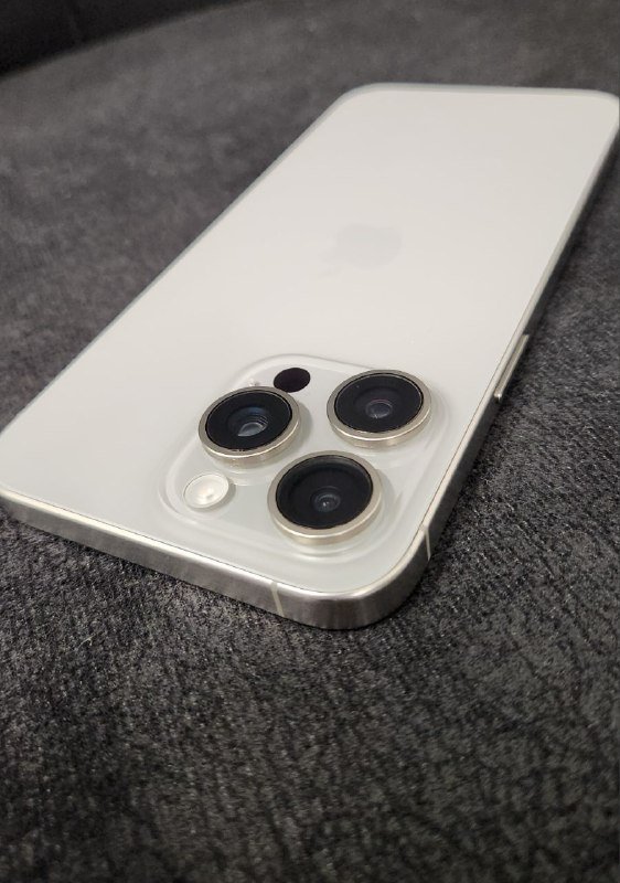 iPhone 15 Pro Max 256GB Natural Titanium 4