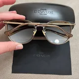 Солнцезащитные очки Coach 4