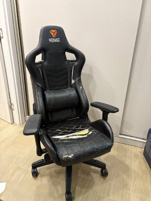 Компьютерное кресло