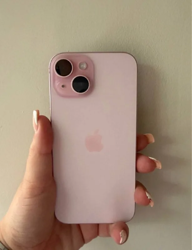 iPhone 15 pink 128GB 1