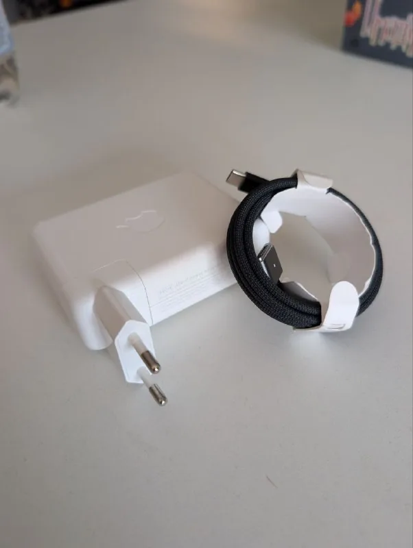 Блок питания MacBook 140W, кабель MagSafe 1