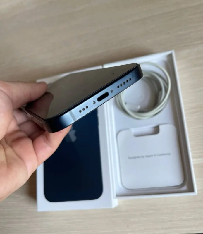 iPhone 13, 128GB 3