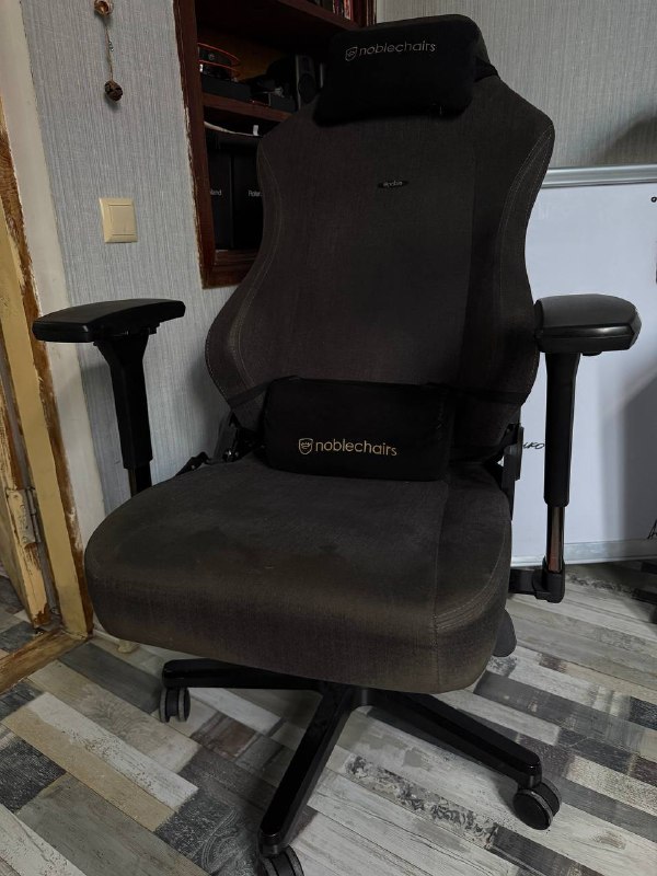 Компьютерное игровое кресло noblechairs 2