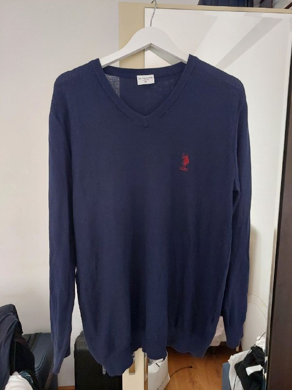 Свитер, кофта, шорты Zara, шорты Air Jordan, шорты Miami Heat, футболка Air Jordan, футболка Mister Tee, перчатки