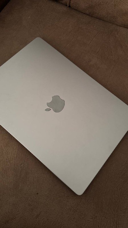 MacBook Pro M3 14-inch, 8GB RAM 4