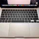MacBook Air M4 13,6 дюймов 16/256 4