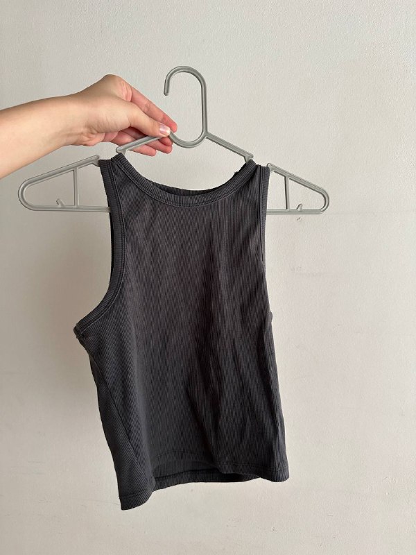 Джинсовая юбка, хлопковые шорты, топы, палетка, купальник, туфли сабо 4