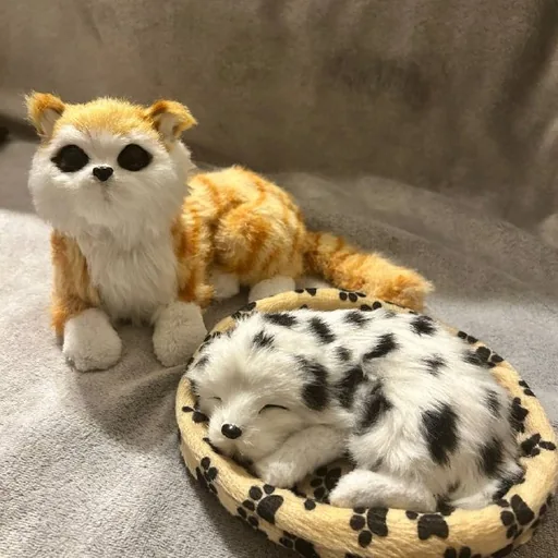 Пушистые фигурки котик и собачка