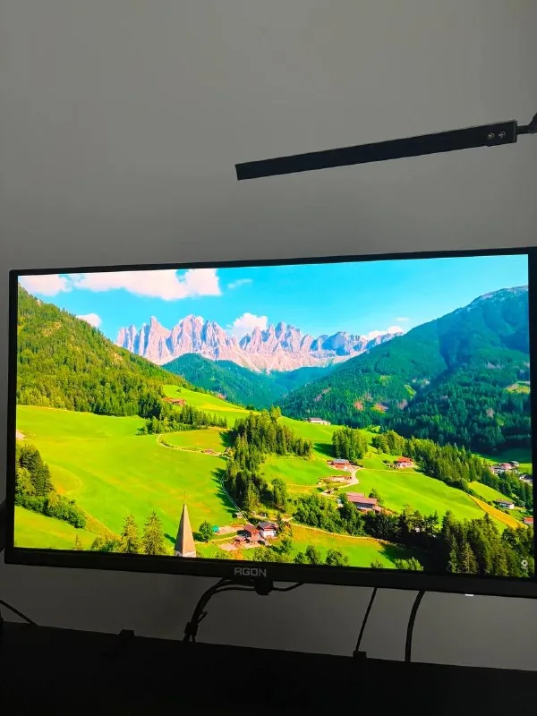 Монитор AOC Agon OLED 27 дюймов, кронштейн 1