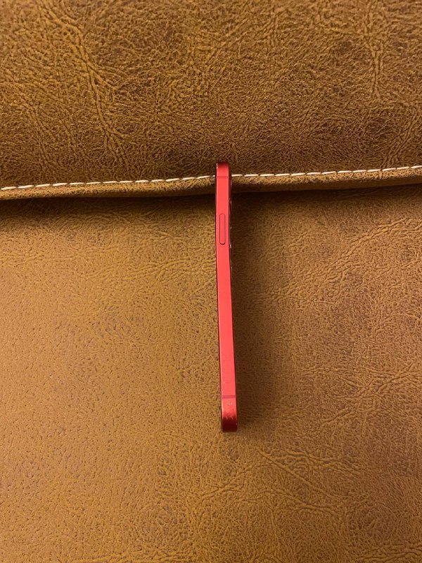 iPhone 12 64gb red edition с разбитым экраном 3