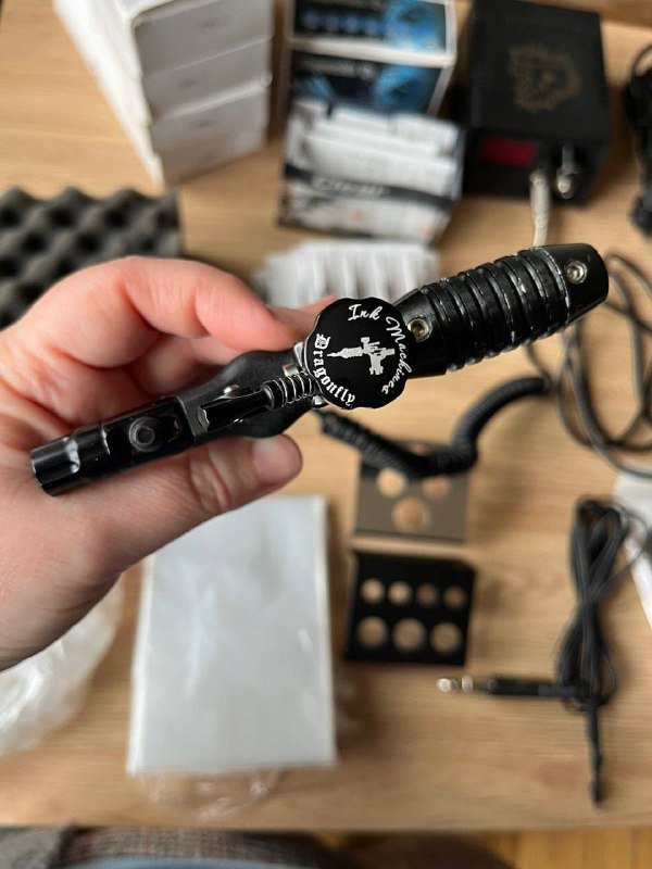 Dragonfly X2 роторная тату-машинка с оборудованием 4