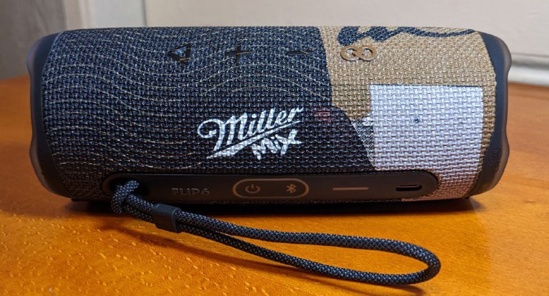 Портативная мощная блютуз колонка JBL Flip 6 2