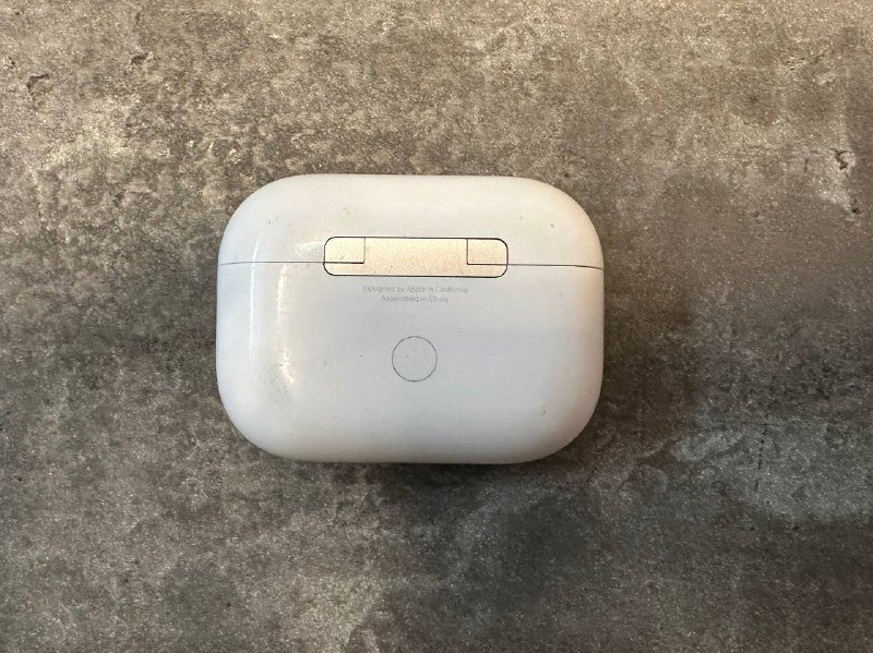 Кейс AirPods Pro 2nd generation lightning