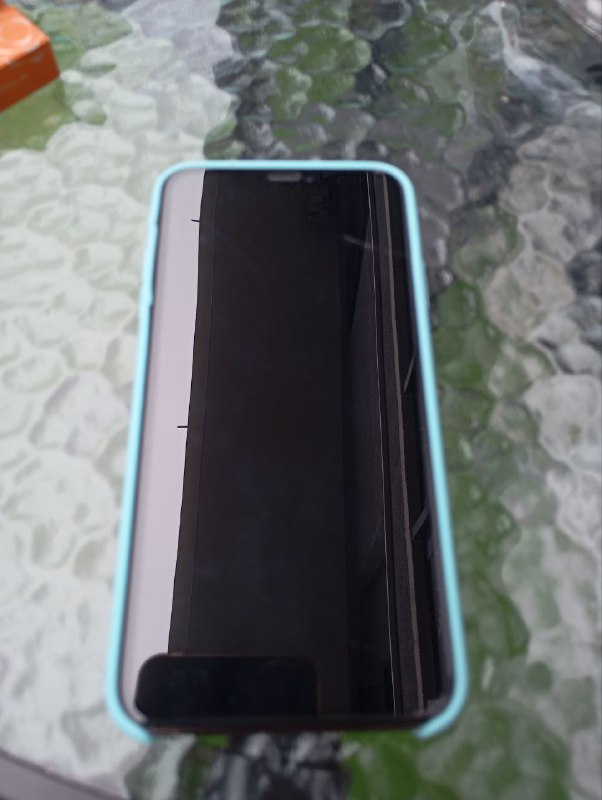 iPhone XS Max 256GB IOS 18.3.2 4