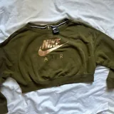 Укороченный свитшот Nike 1