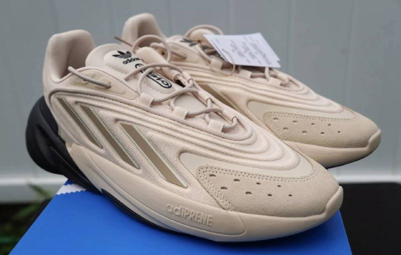 Adidas Ozelia Sand, Adidas Ozweego Cloud White